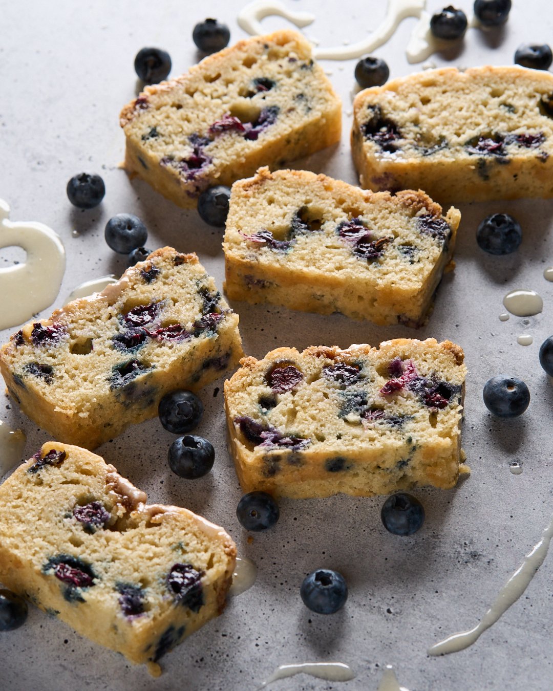 Cinnaholic — Blueberry loaf, image 1